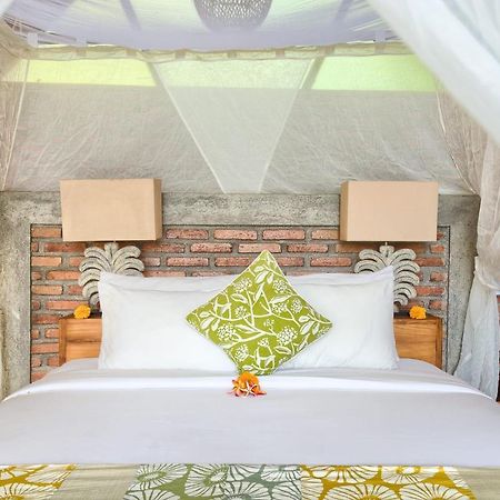 Romantic Barn With Mt. Agung Views Сидемен Экстерьер фото