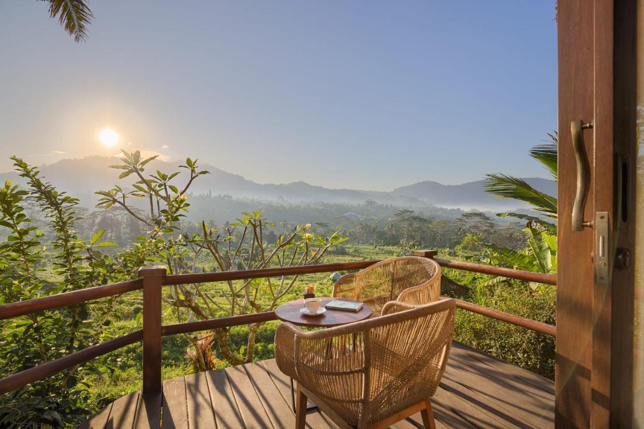 Romantic Barn With Mt. Agung Views Сидемен Экстерьер фото
